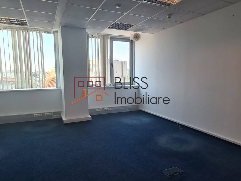 spațiu de birouri de Inchiriat KM 0 | Ultracentral - 8 Camere - ID:120059 | Bliss Imobiliare / Photo 11 - BLISS Imobiliare