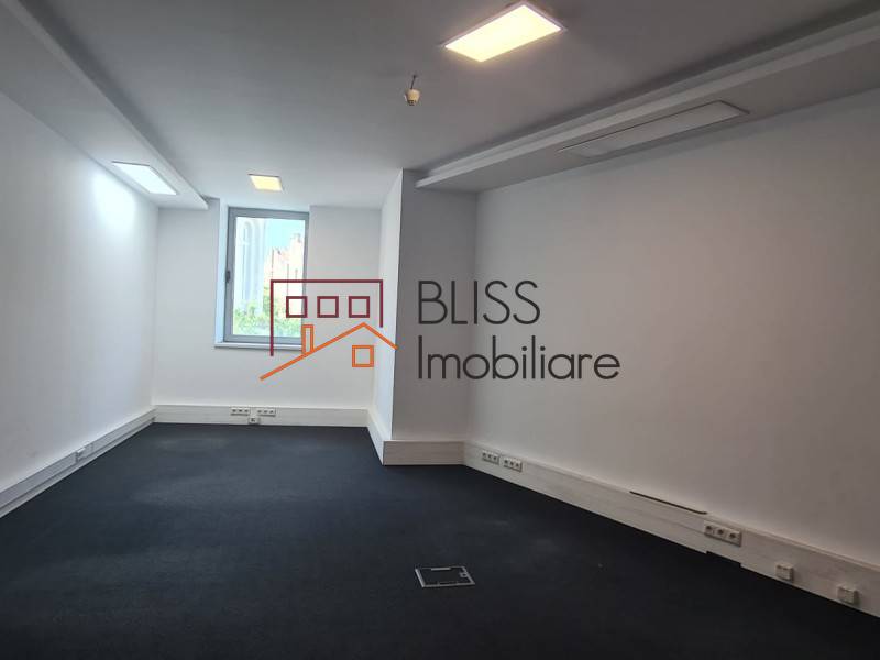 spațiu de birouri de Inchiriat KM 0 | Ultracentral - 8 Camere - ID:120059 | Bliss Imobiliare / Photo 23 - BLISS Imobiliare