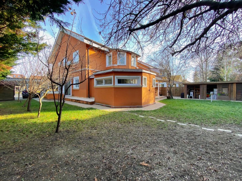 Vila Spatioasa Cu 5 Dormitoare Cu Gradina - Baneasa Residential Park | Bliss Imobiliare / Photo 1 - BLISS Imobiliare