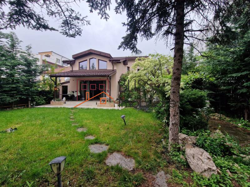 Vila De Lux Cu 3 Dormitoare In Iancu Nicolae | Bliss Imobiliare / Photo 1 - BLISS Imobiliare