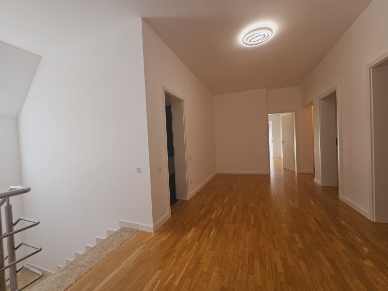 Vila Cu 7 Camere Iancu Nicolae Pipera | Bliss Imobiliare / Photo 44 - BLISS Imobiliare