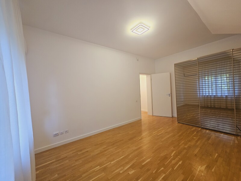 Vila Cu 7 Camere Iancu Nicolae Pipera | Bliss Imobiliare / Photo 51 - BLISS Imobiliare