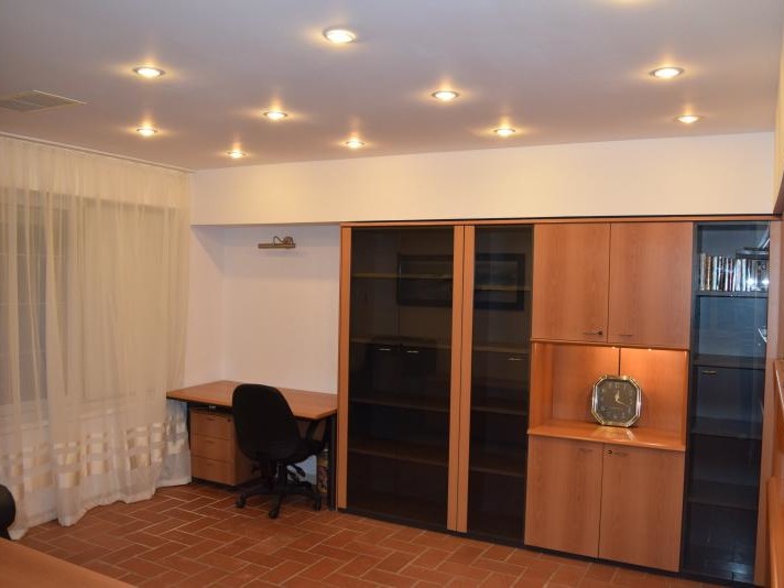 Vila Cu 6 Camere | Bliss Imobiliare / Photo 20 - BLISS Imobiliare