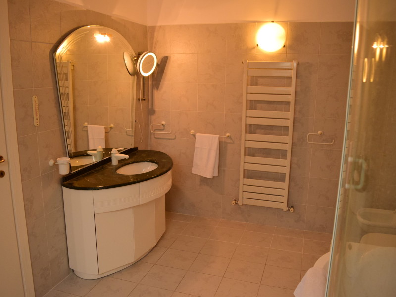 Vila Cu 6 Camere | Bliss Imobiliare / Photo 29 - BLISS Imobiliare
