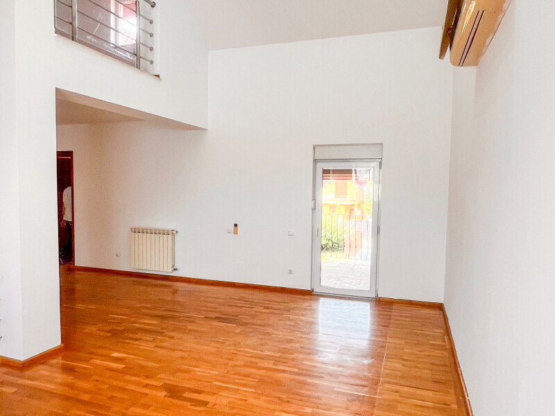 6-Bedroom Villa With Pool & Garden Gated Complex, Bucharest / Ilfov | Bliss Imobiliare / Photo 16 - BLISS Imobiliare