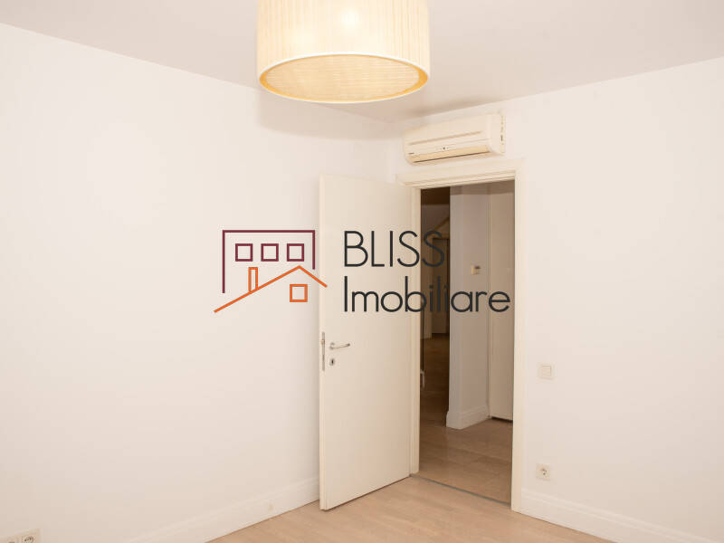 Vila Luminoasa Si Primitoare In Oxford Garden – Unde Te Simti Acasa | Bliss Imobiliare / Photo 6 - BLISS Imobiliare