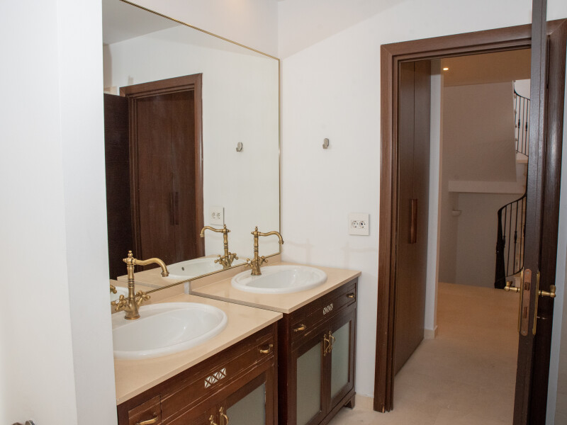 Vila Spatioasa Cu 6 Dormitoare Si Gradina Privata - Grace Garden | Bliss Imobiliare / Photo 33 - BLISS Imobiliare