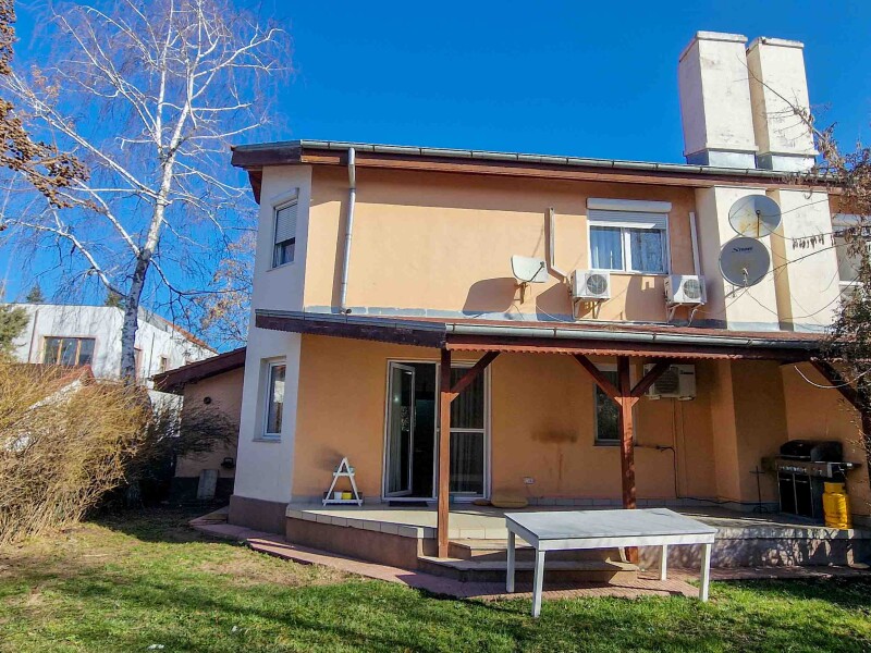 Cozy House In Gated Complex Iancu Nicolae, Bucharest / Ilfov | Bliss Imobiliare / Photo 2 - BLISS Imobiliare