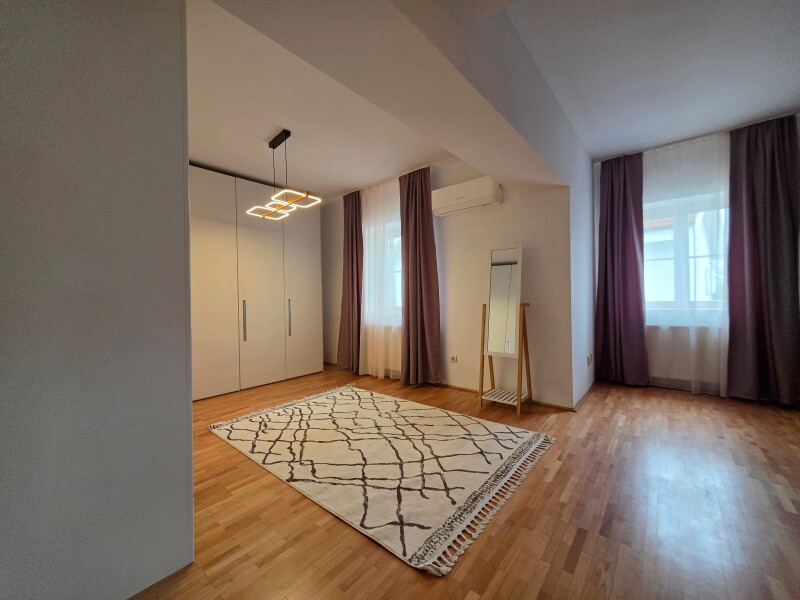 Casa 4 Camere Iancu Nicolae — Ansamblu Securizat, Gradina, Semineu | Bliss Imobiliare / Photo 13 - BLISS Imobiliare