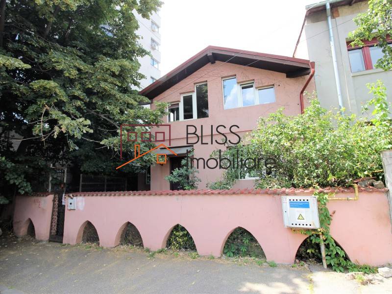Vila de Vanzare Panduri - 7 Camere - ID:16343 | Bliss Imobiliare / Photo 1 - BLISS Imobiliare
