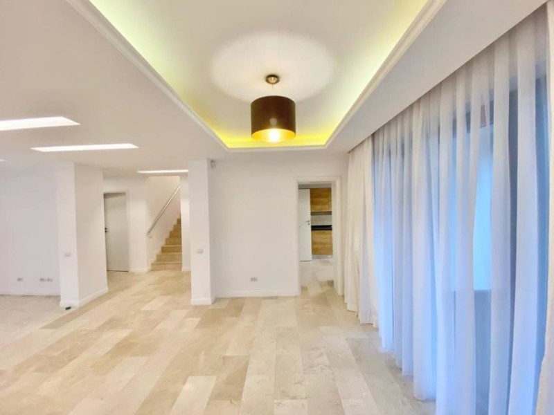 Vila 5 Camere Cu Gradina Si Finisaje Premium - Oxford Gardens Pipera | Bliss Imobiliare / Photo 4 - BLISS Imobiliare