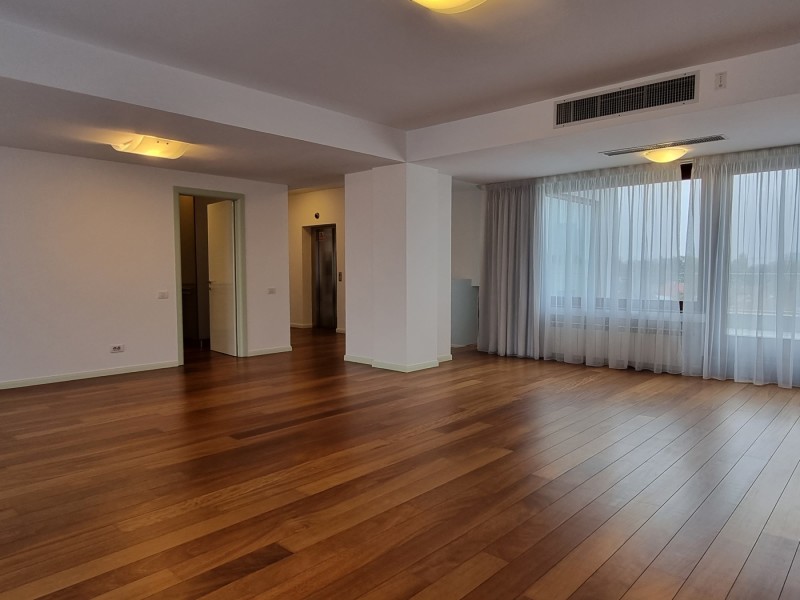 2 Bedroom Penthouse With Parking In Kiseleff, Bucharest | Bliss Imobiliare / Photo 3 - BLISS Imobiliare